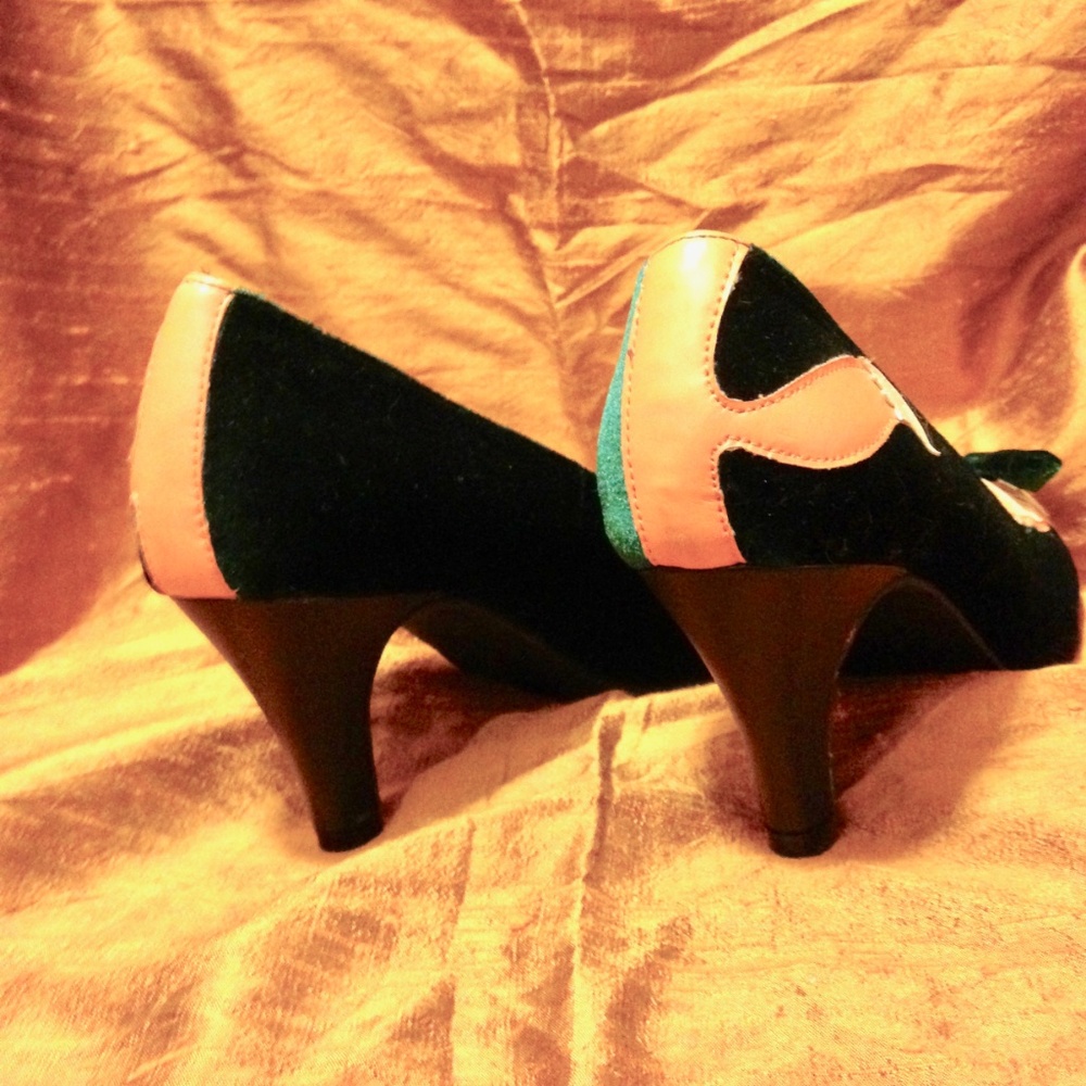 TUK Emerald Velvet Fox Pumps Tredaire Price FIRM - Picture 6 of 8